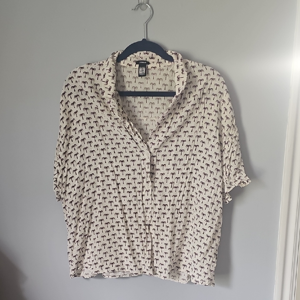 Express Cream And Black Patterned Button Down Shi… - image 1